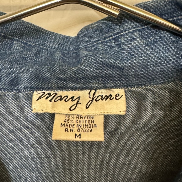 Vintage Mary Jane Rayon Blend Denim Jean Button Down Funky DOGS Shirt Women’s M - Picture 2 of 7